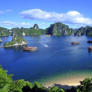 Day 3 – Ha Noi - Ha Long Bay