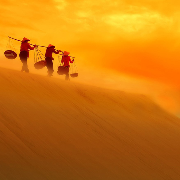 Mui Ne Sand Dunes, travel By Jeep in Mui Ne, Phan Thiet Mui Ne Sunset Sand Dunes By Jeep