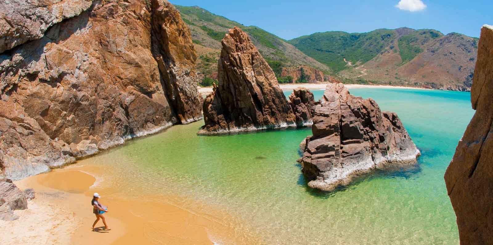 FLC Quy Nhon Beach Vietnam, rough guides, flc quy nhon golf course Blue sea paradise FLC Quy Nhon opened