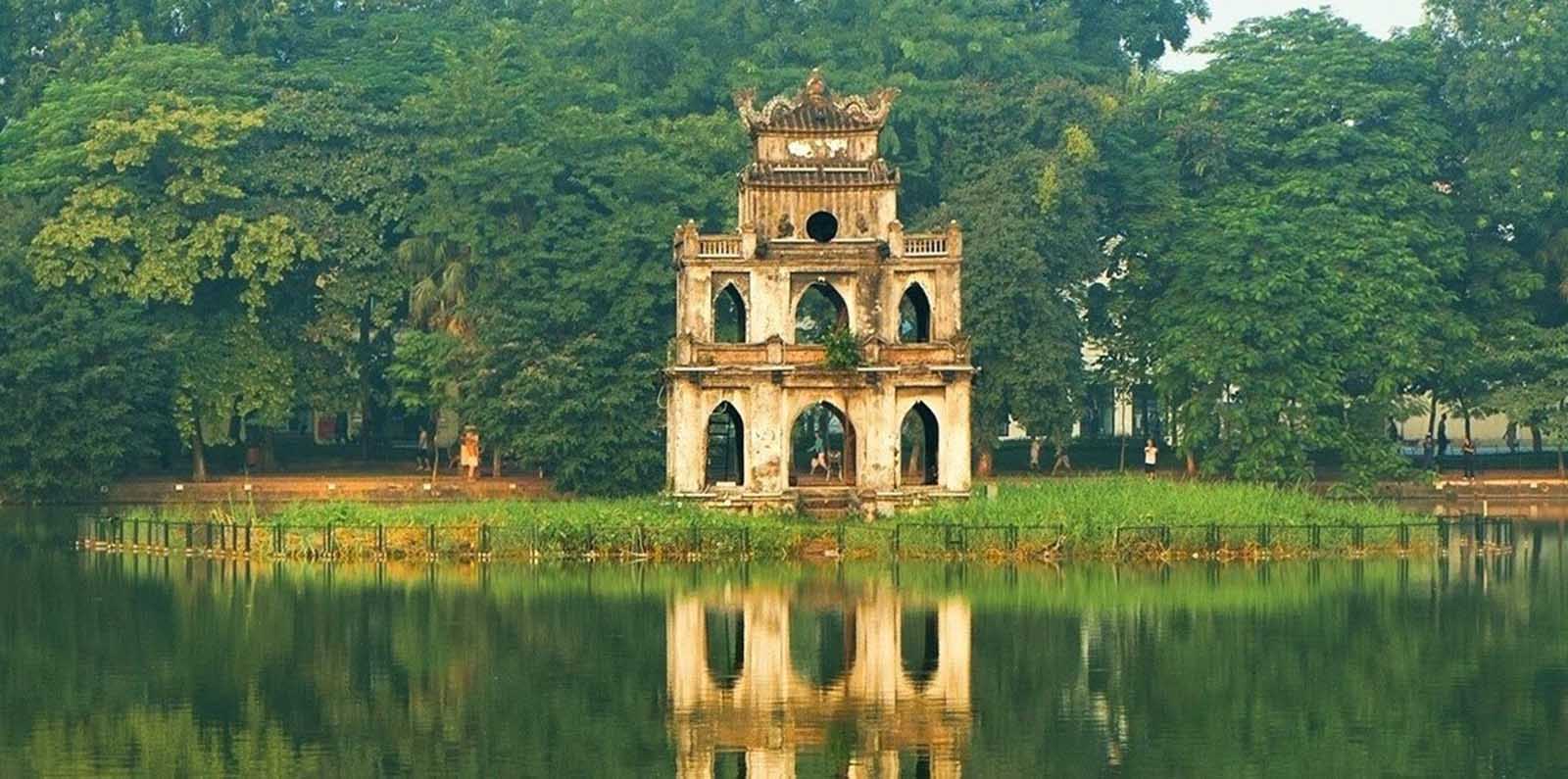 Hanoi, Hoan Kiem Lake, Vietnam, walking streets in hanoi New walking zone around Hoàn Kiếm Lake from September 1