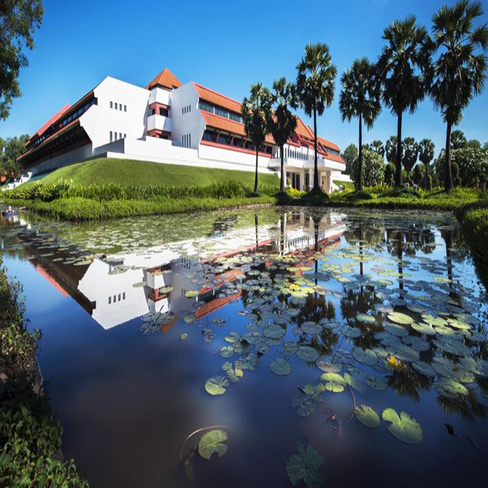 LE MERIDIEN HOTEL, Living in Siem Reap, 5-star hotel LE MERIDIEN HOTEL