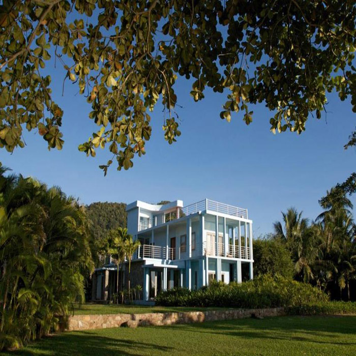 KNAI BANG CHATT, Living in Kompot, Cambodia, 5-star hotel KNAI BANG CHATT