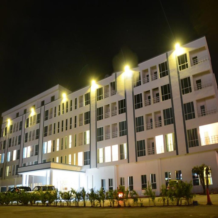 MOON JULIE HOTEL