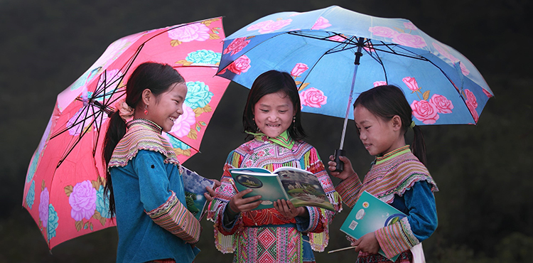 14657877351130_vietnam_14637247823039_Em-be-Meo-Vac.jpg