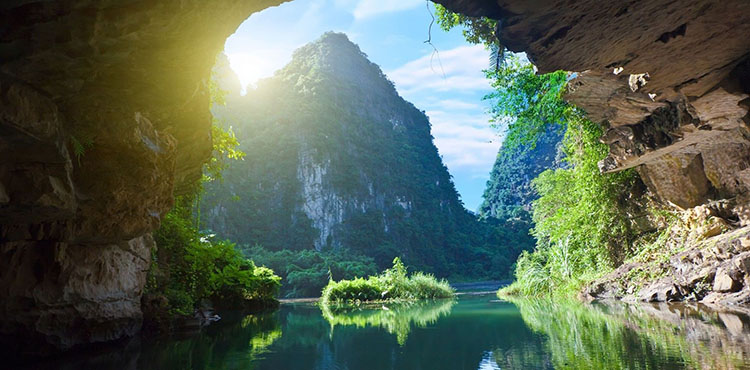 14657878391618_vietnam_14637250132228_qcr1403664646.jpg