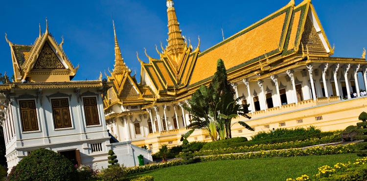 14657881267618_Cambodia_14639887723042_Roayl-palast.jpg