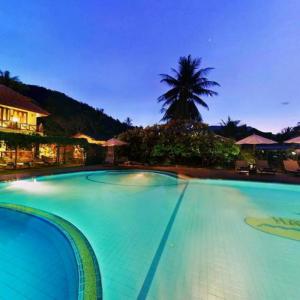14678015669986_myanmar--beach-resort.jpg