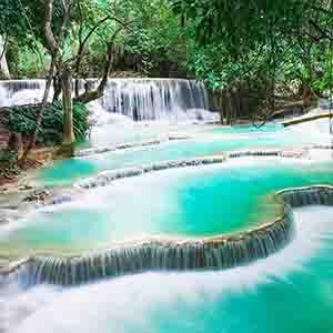 15143592695306_kuang-si-waterfall01.jpg